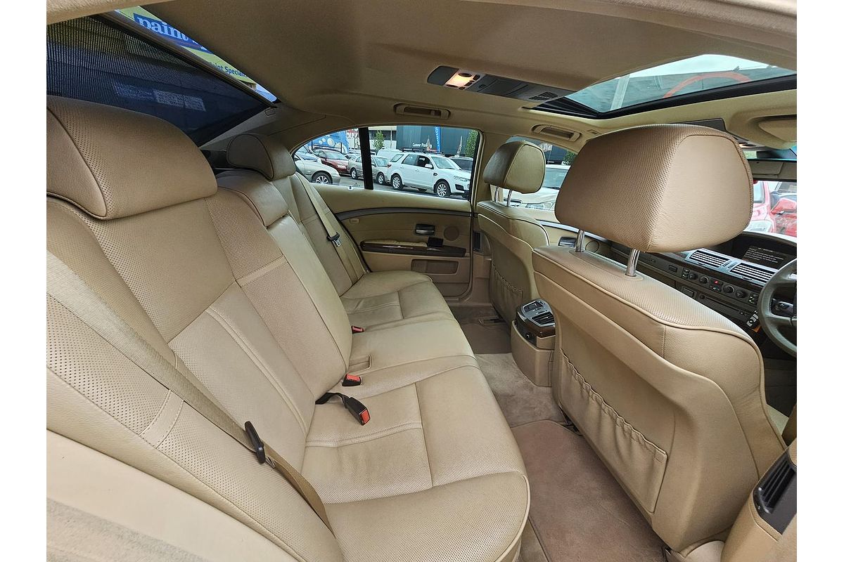 2003 BMW 7 Series 735i E65