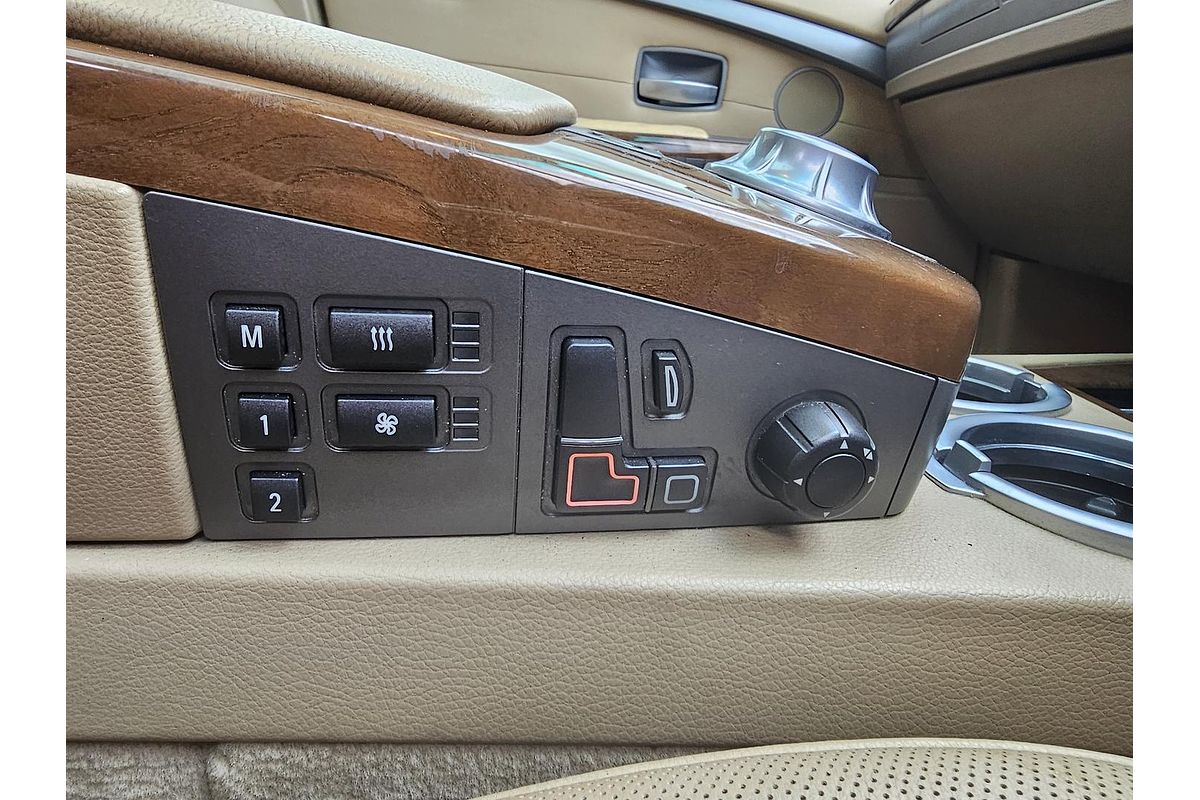 2003 BMW 7 Series 735i E65