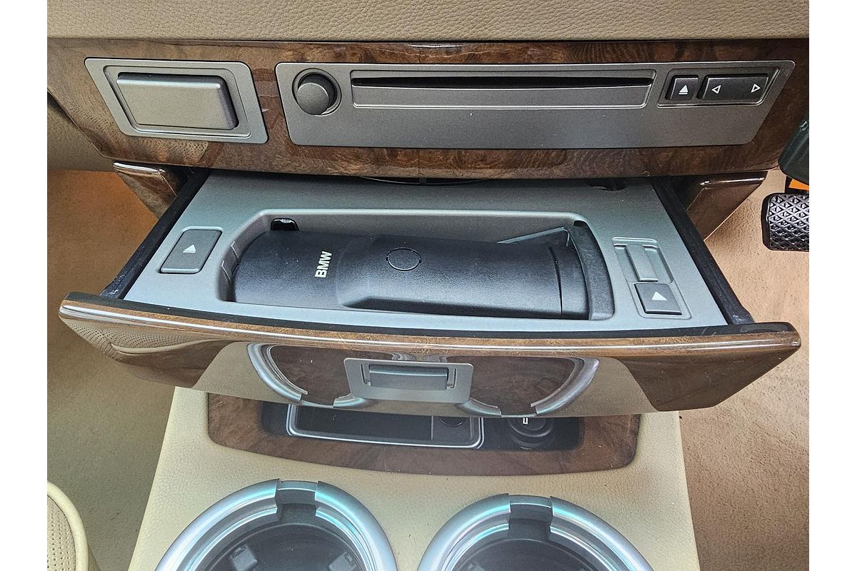 2003 BMW 7 Series 735i E65