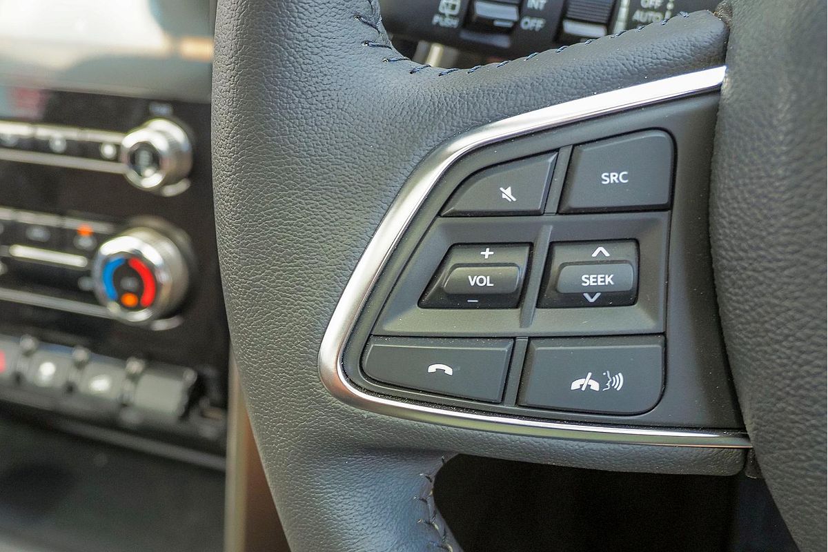 2024 Mahindra Scorpio Z8