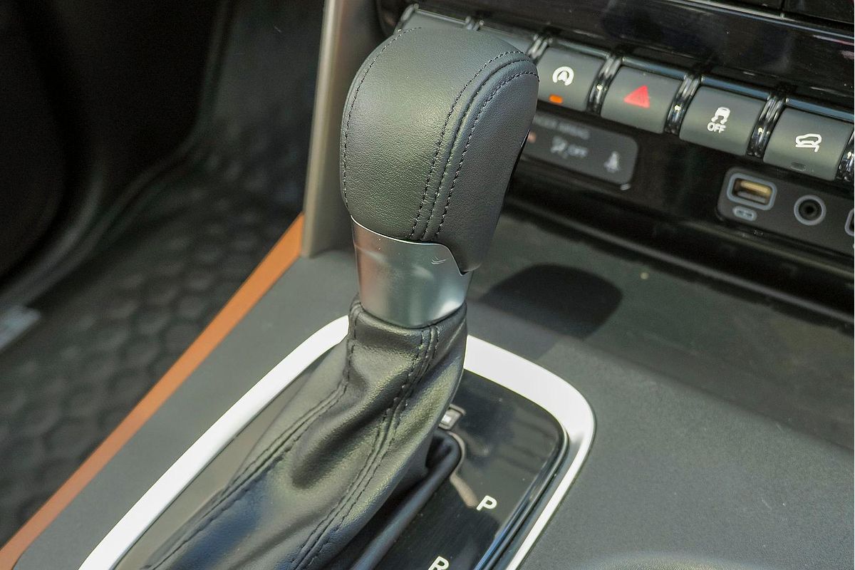 2024 Mahindra Scorpio Z8
