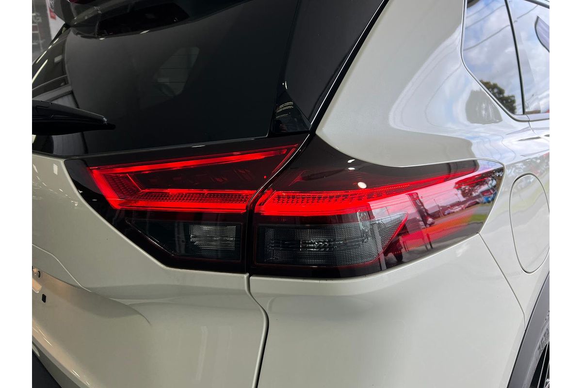 2024 Nissan X-TRAIL ST-L T33