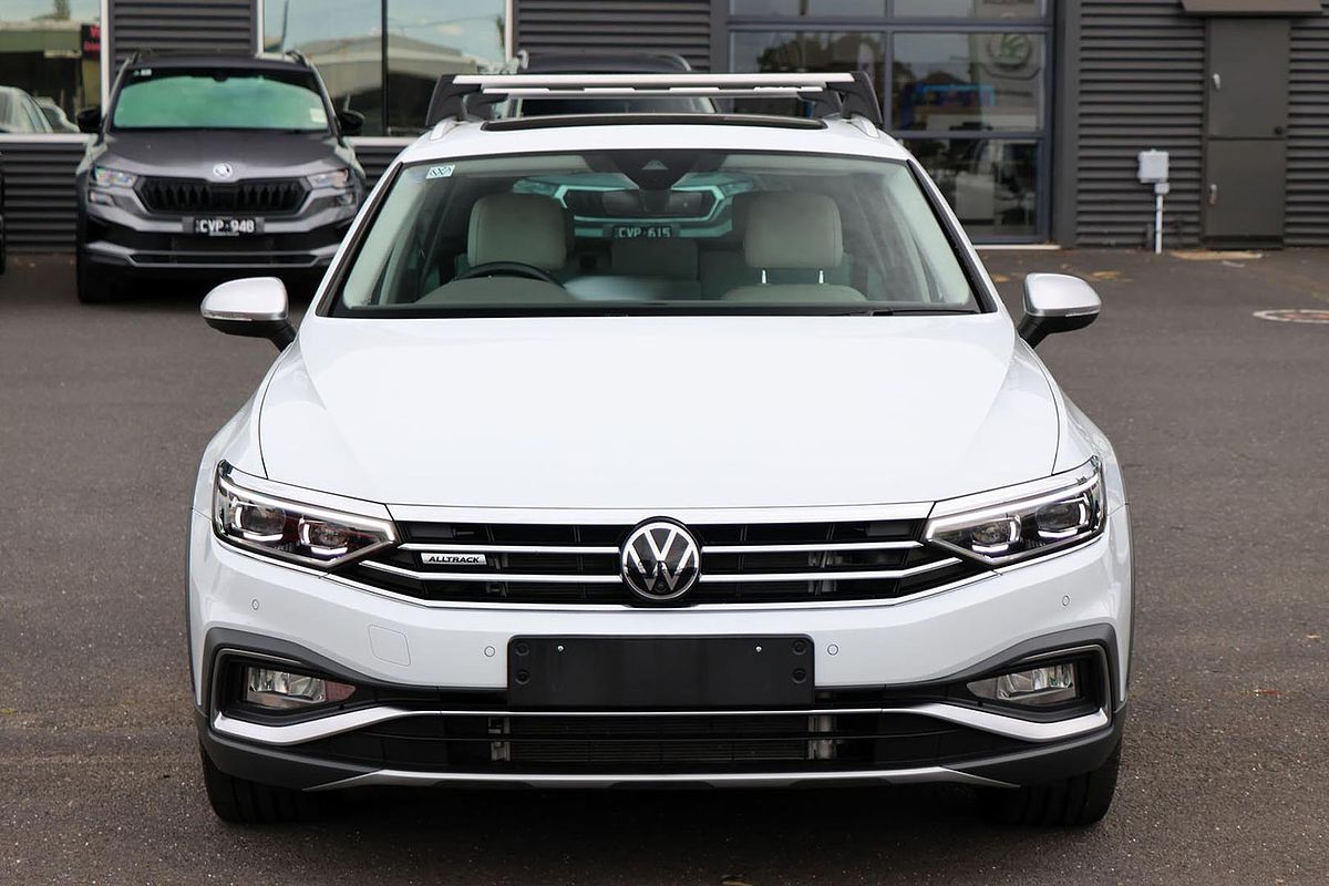 2022 Volkswagen Passat Alltrack 162TSI Premium B8