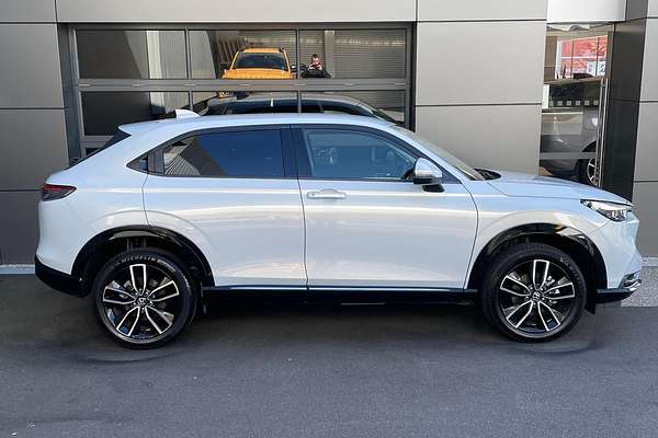 2022 Honda HR-V e:HEV L