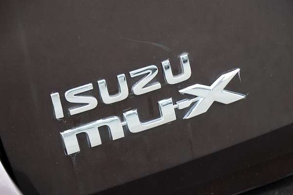 2019 Isuzu MU-X LS-M