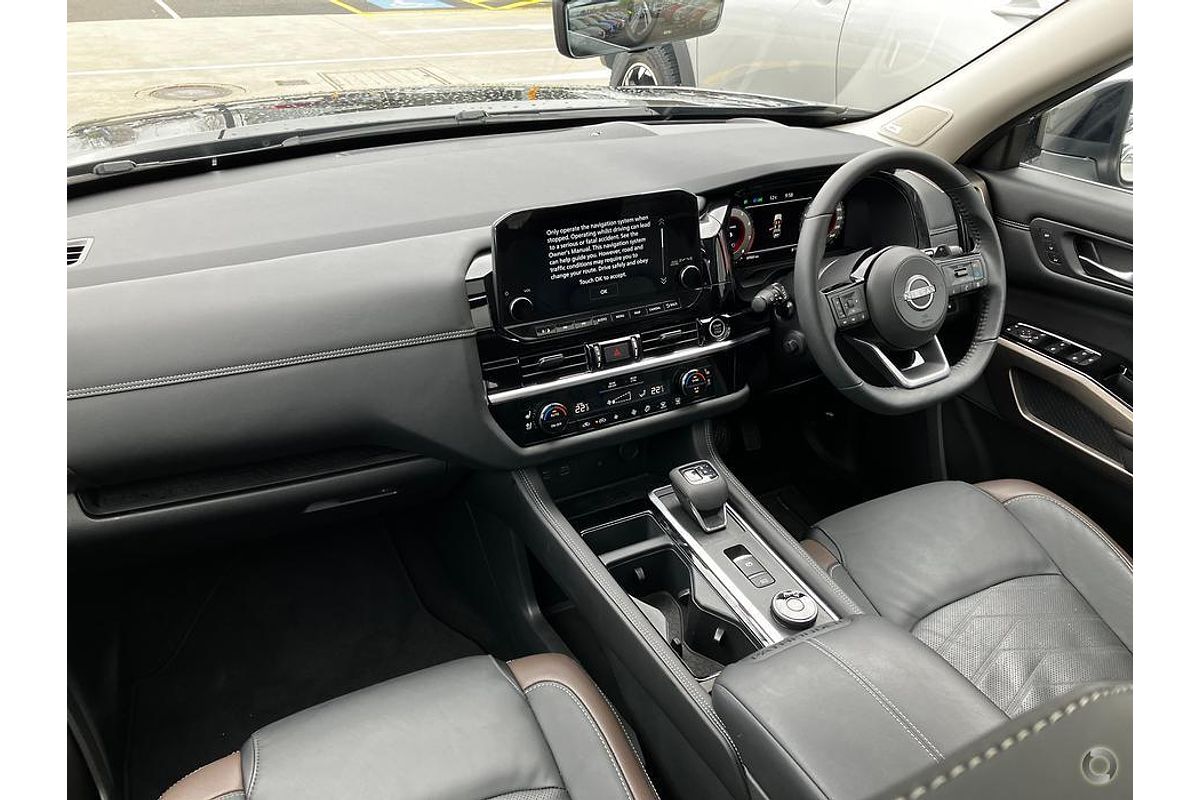 2023 Nissan Pathfinder Ti-L R53