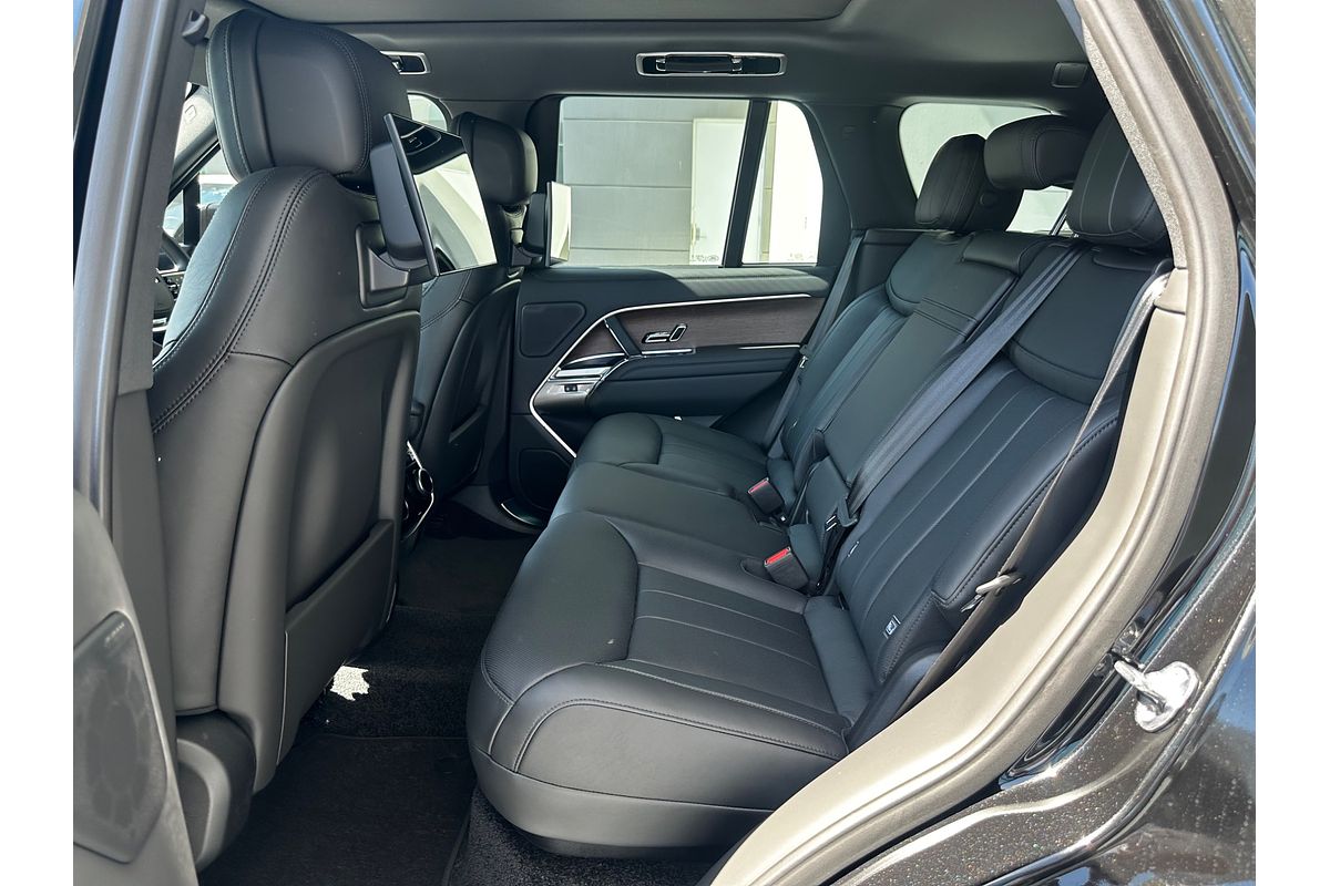 2024 Land Rover Range Rover D350 HSE L460