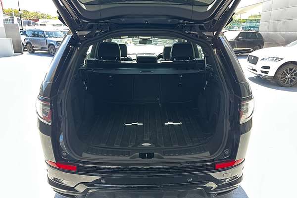 2024 Land Rover Discovery Sport P250 Dynamic SE L550