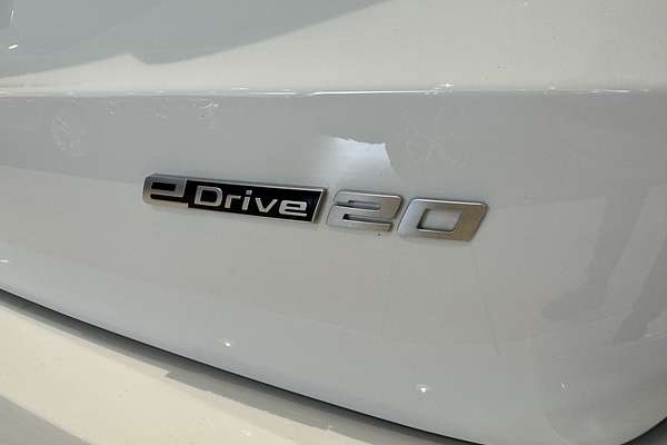 2023 BMW iX1 eDrive20 xLine U11
