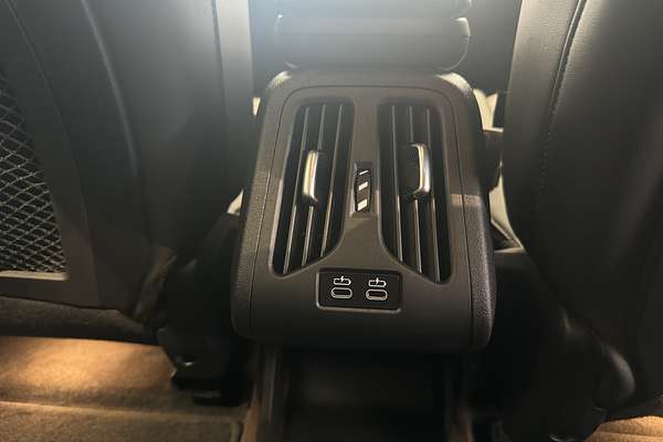 2023 BMW iX1 eDrive20 xLine U11