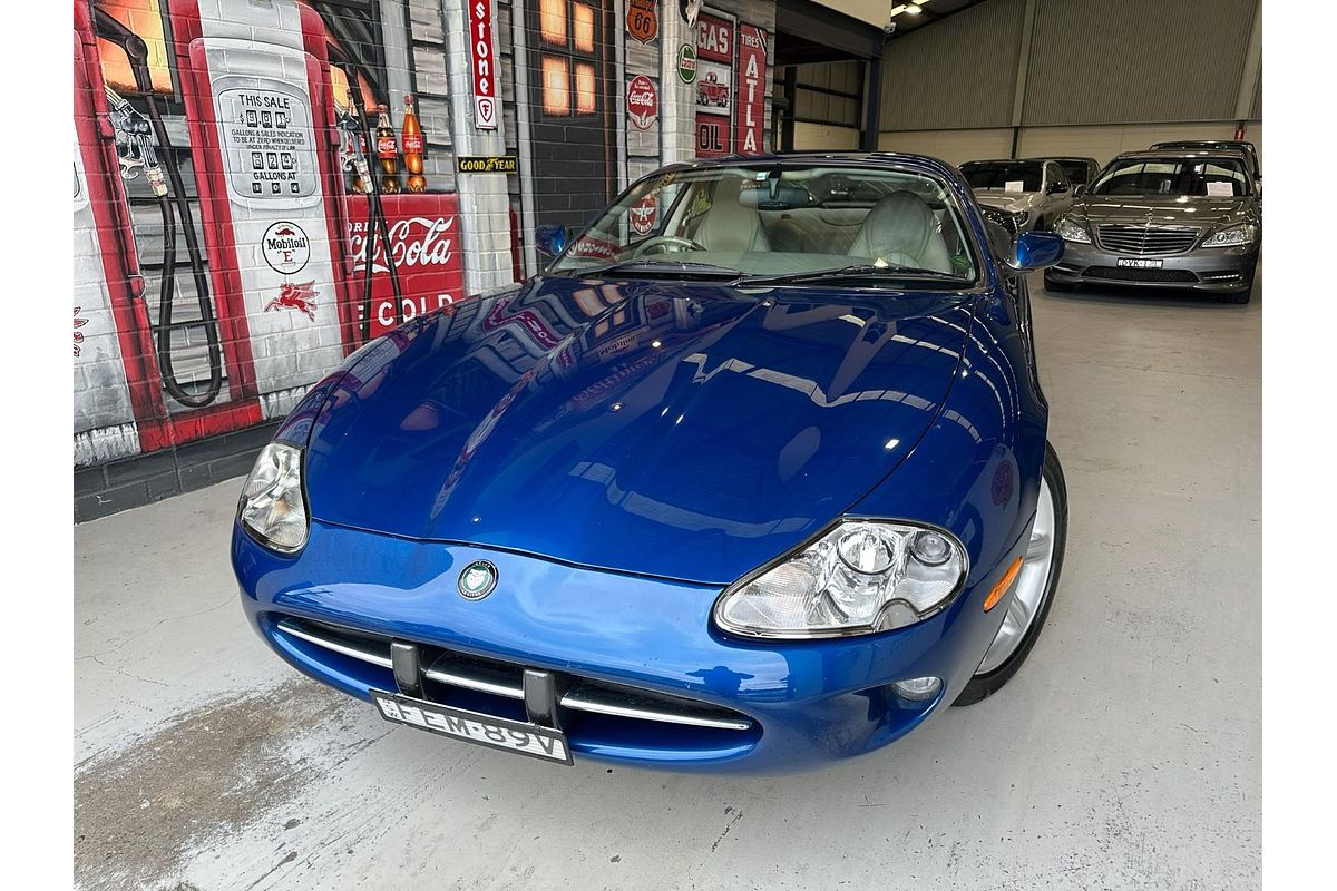 1998 Jaguar XK8 Sport