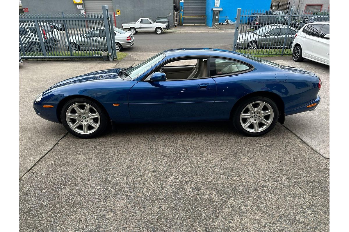 1998 Jaguar XK8 Sport