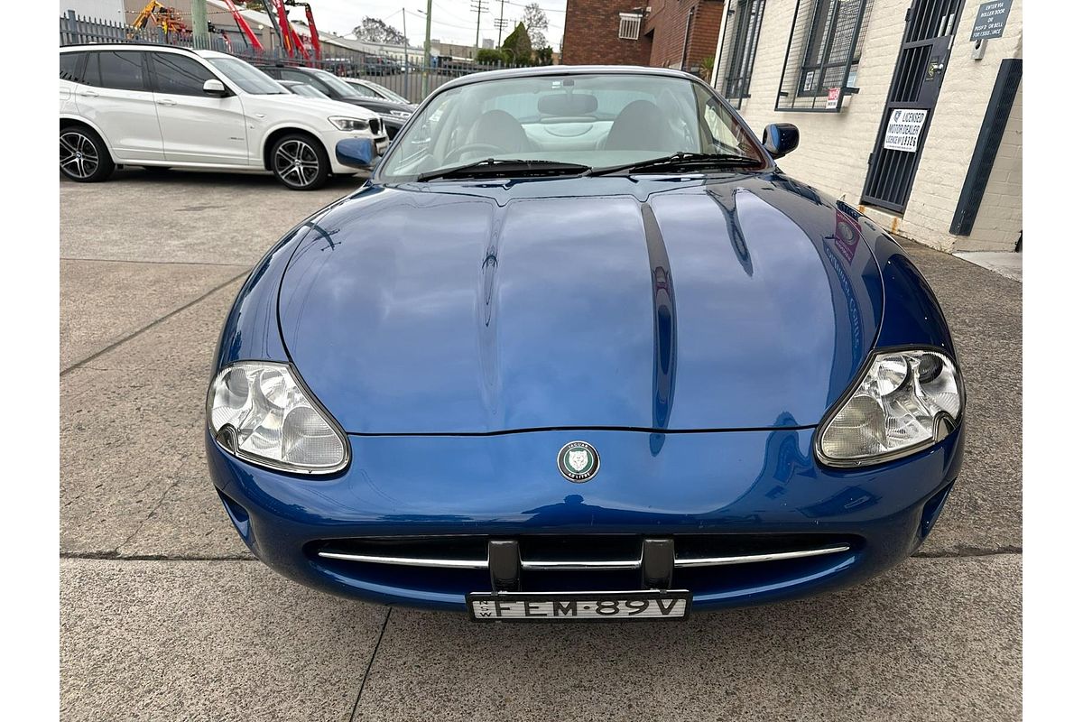 1998 Jaguar XK8 Sport