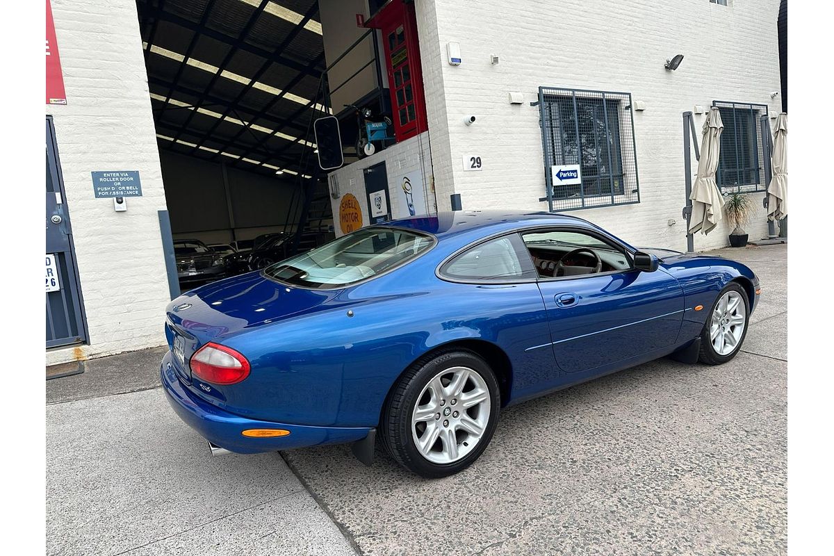 1998 Jaguar XK8 Sport