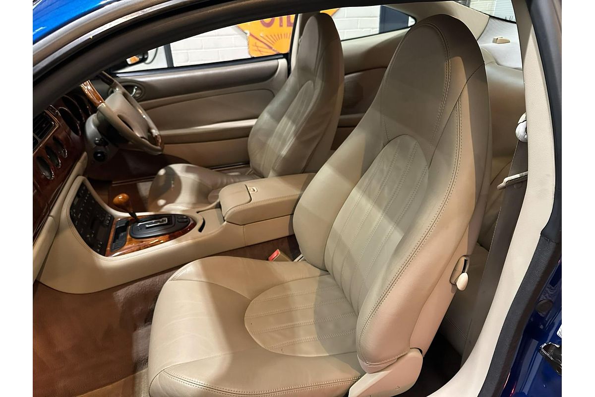 1998 Jaguar XK8 Sport