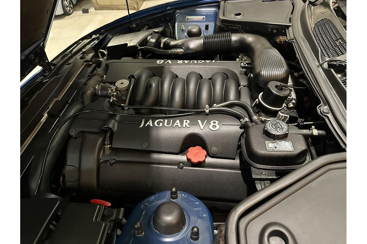 1998 Jaguar XK8 Sport