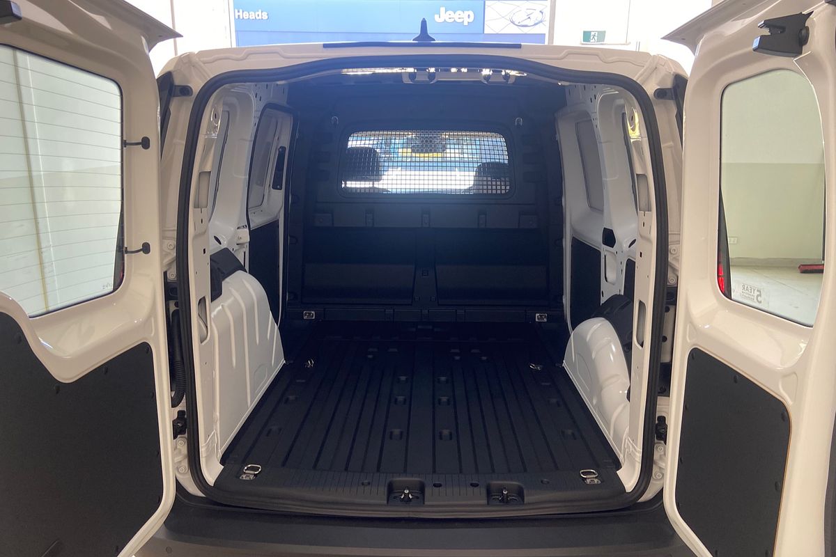 2024 Volkswagen Caddy TDI320 5 LWB