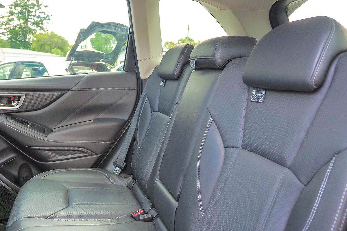 2020 Subaru Forester Hybrid S S5