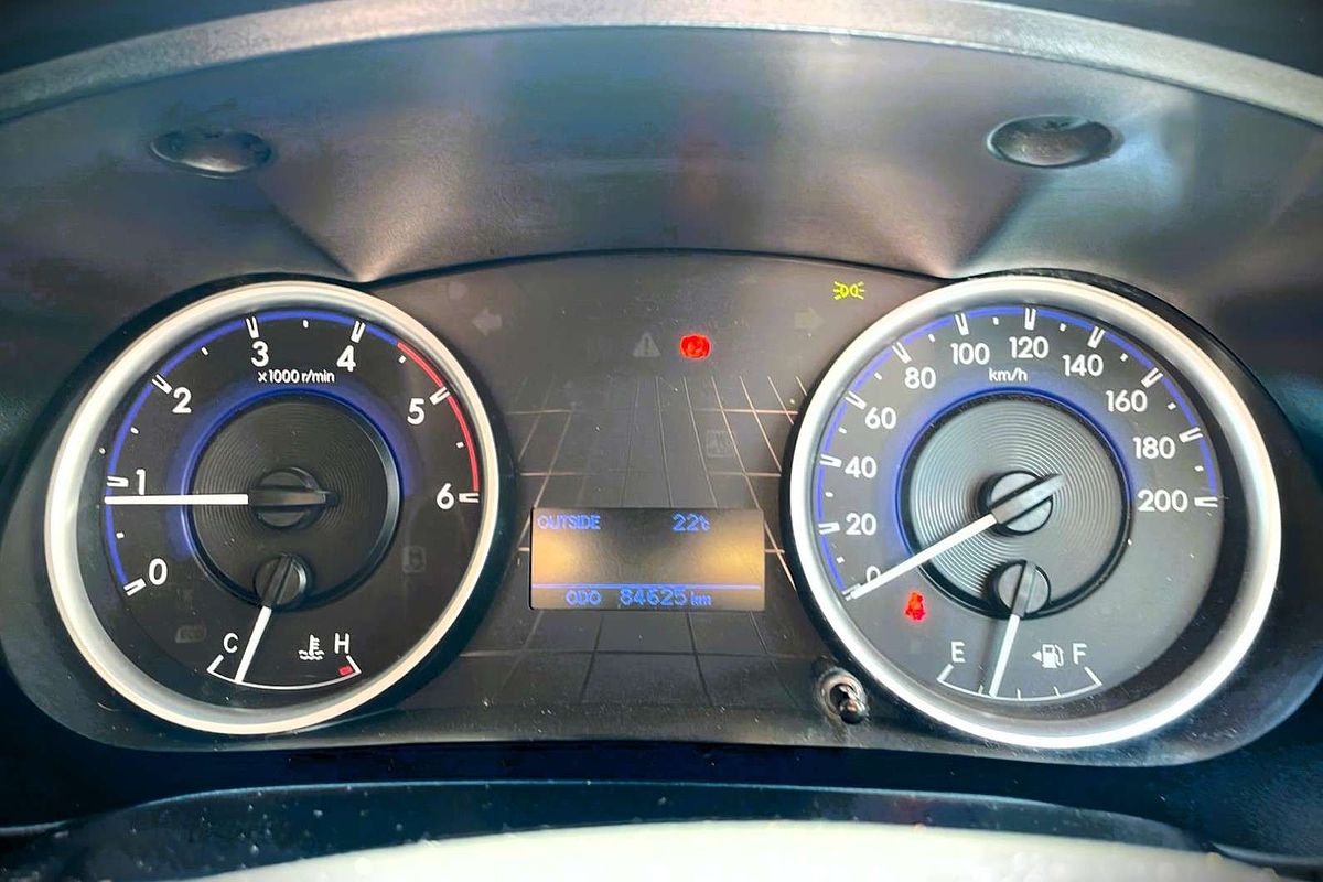 2016 Toyota Hilux SR GUN126R 4X4
