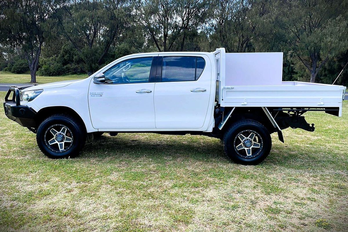 2016 Toyota Hilux SR GUN126R 4X4