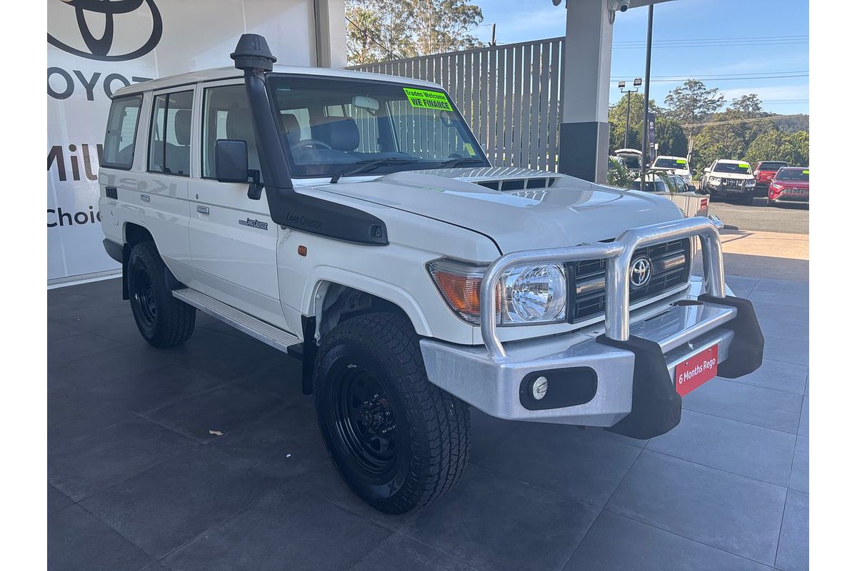 2019 Toyota Landcruiser