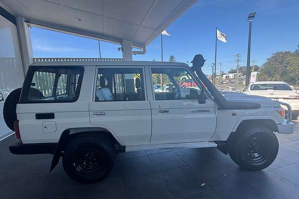 2019 Toyota Landcruiser