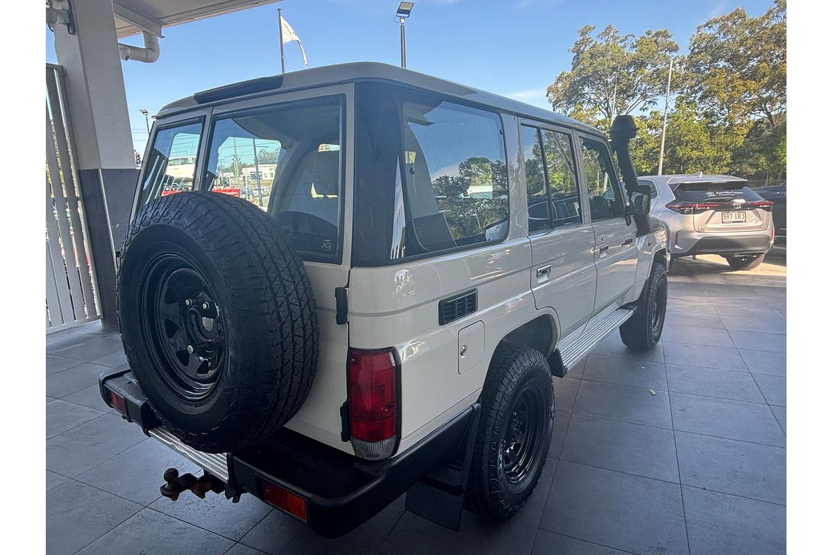 2019 Toyota Landcruiser