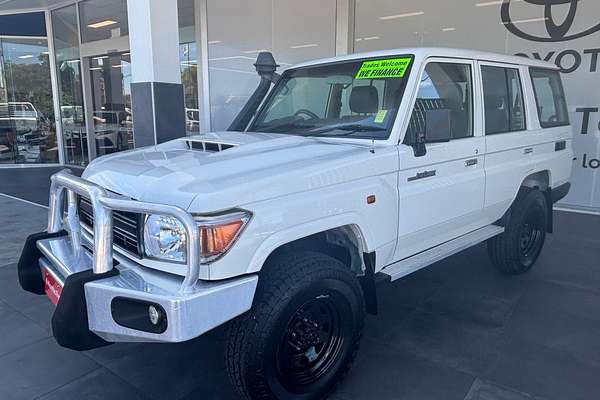 2019 Toyota Landcruiser