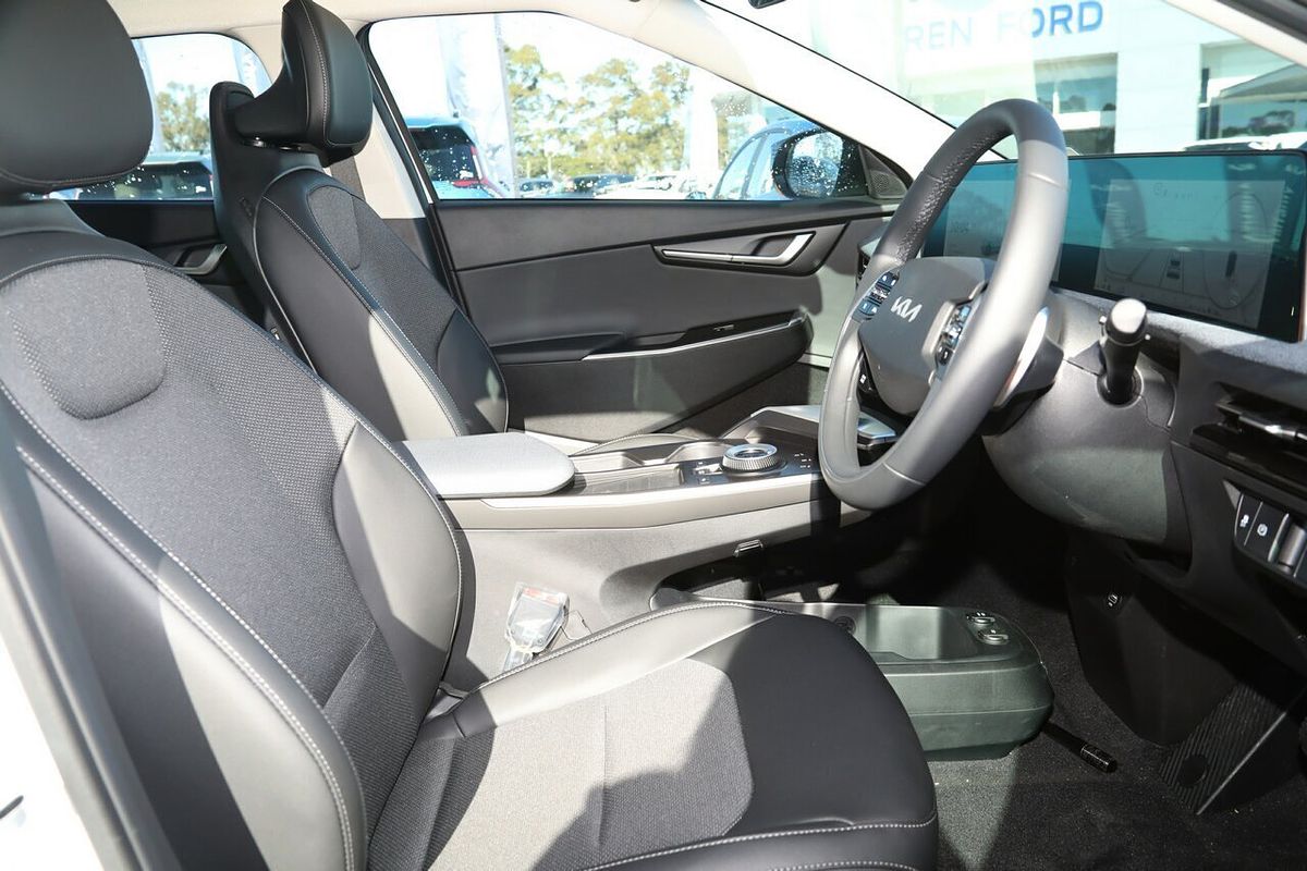 2024 Kia EV6 Air CV