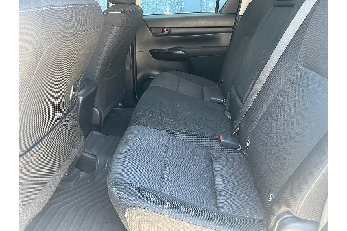 2019 Toyota Hilux SR GUN126R 4X4