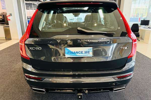 2016 Volvo XC90 T8 R-Design