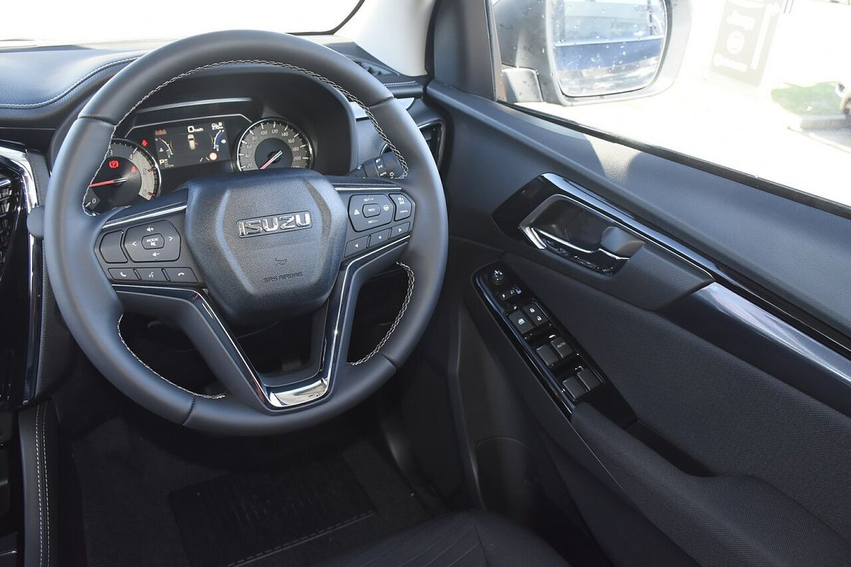 2024 Isuzu MU-X LS-U