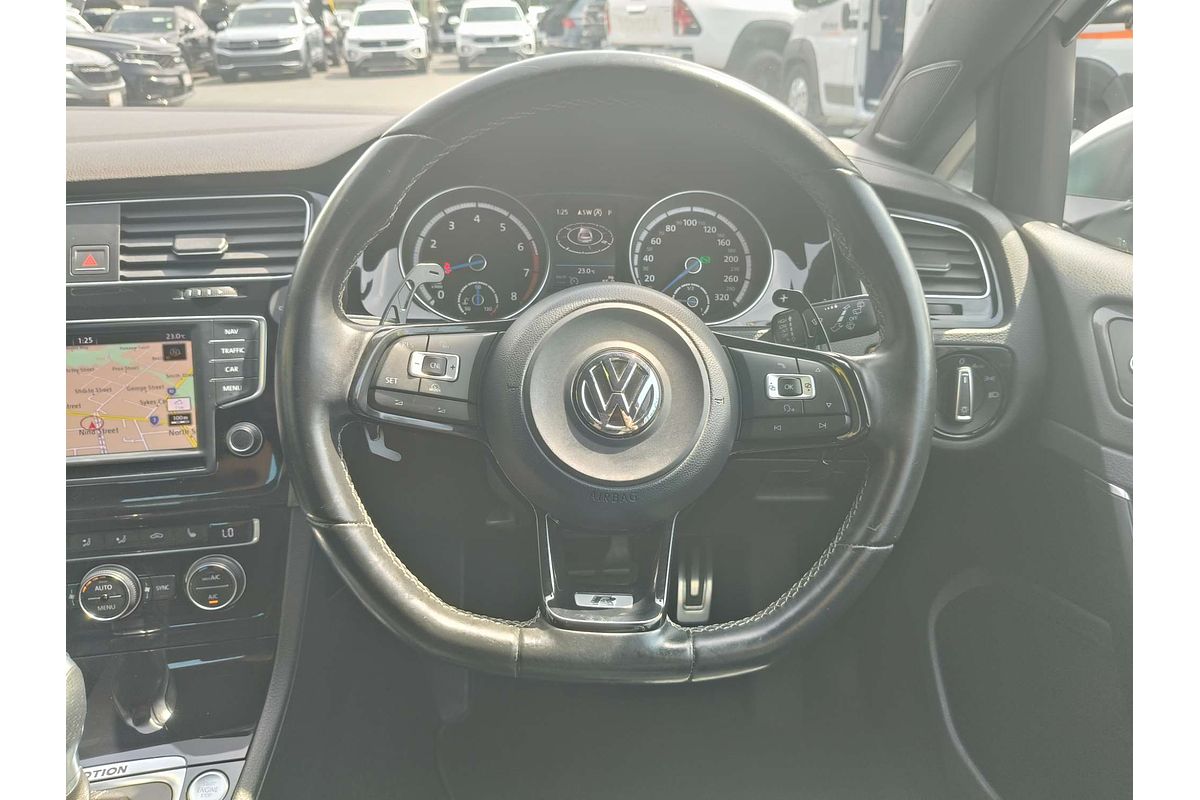 2017 Volkswagen Golf R 7
