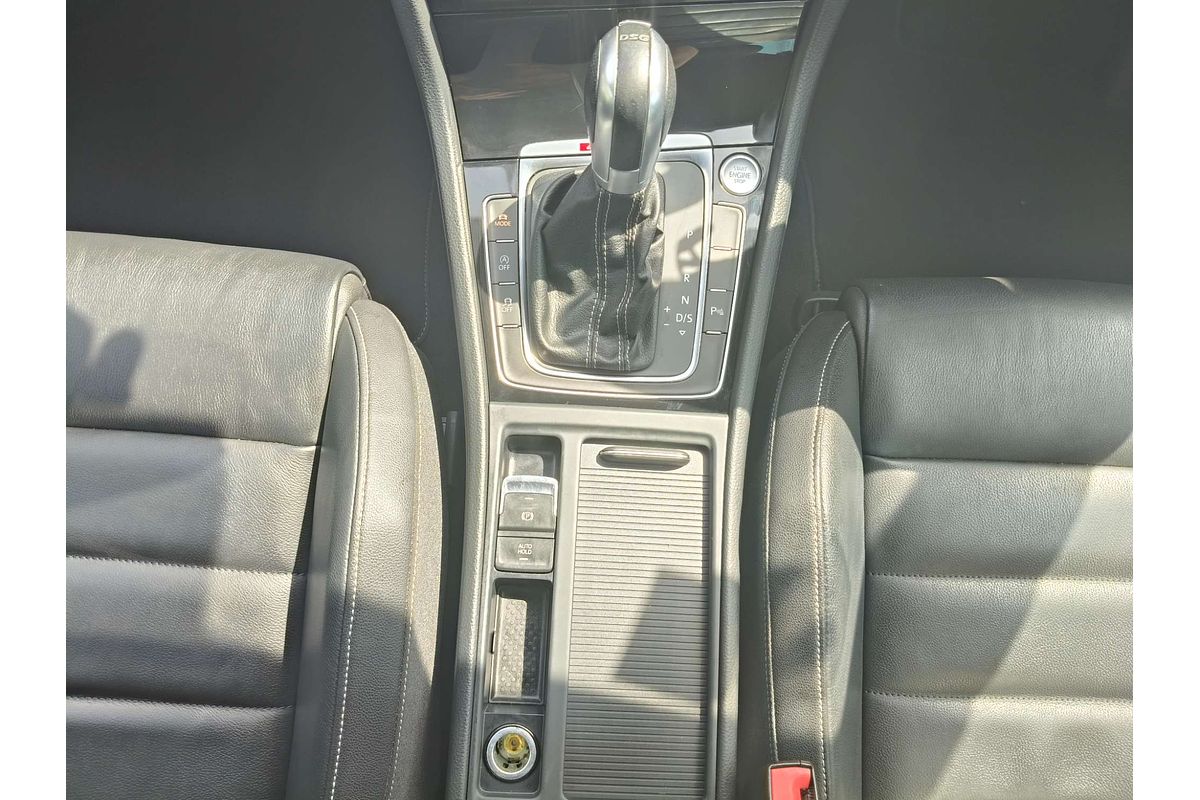 2017 Volkswagen Golf R 7