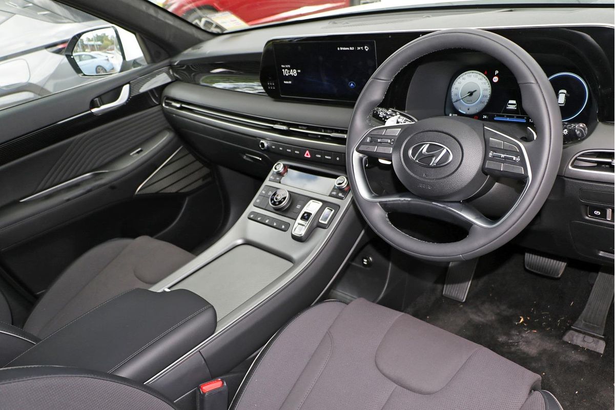 2024 Hyundai Palisade Calligraphy Black Ink LX2.V5