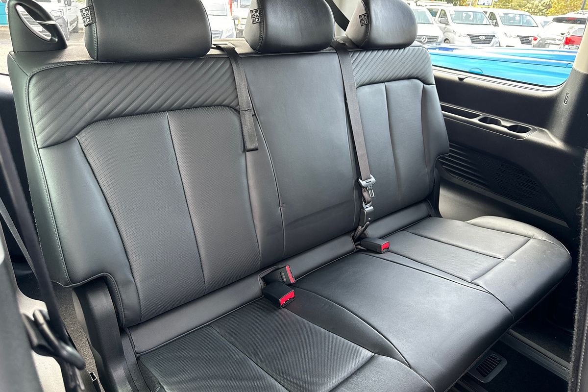 2021 Hyundai STARIA Highlander US4.V1
