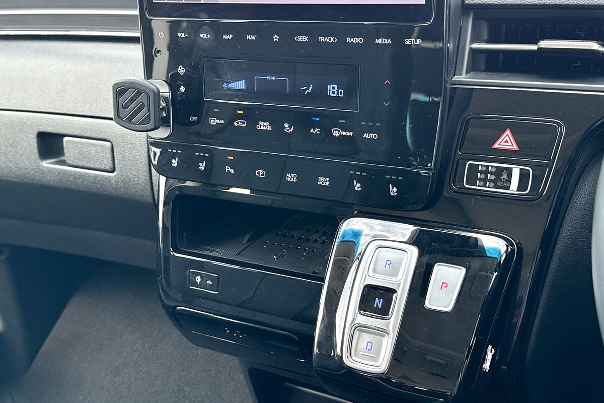 2021 Hyundai STARIA Highlander US4.V1