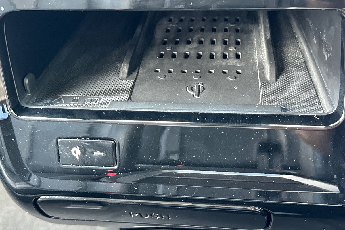 2021 Hyundai STARIA Highlander US4.V1