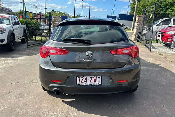 2012 Alfa Romeo Giulietta  Series 0