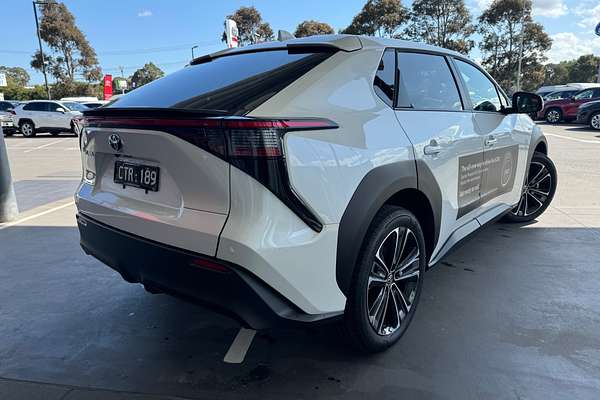 2023 Toyota bZ4X XEAM10R