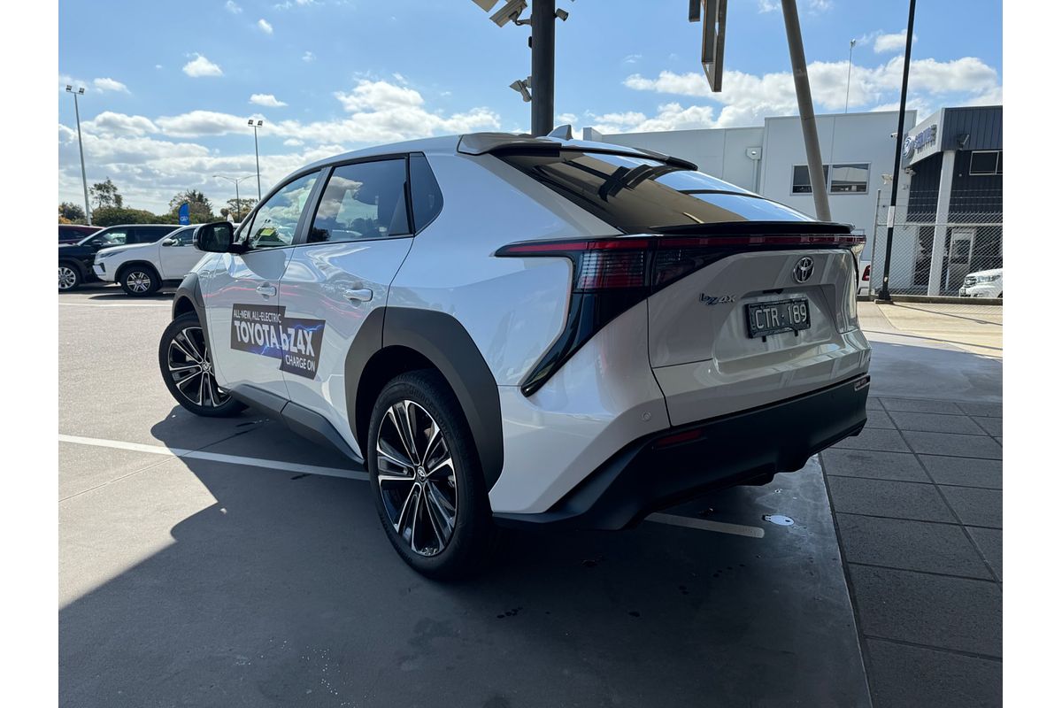 2023 Toyota bZ4X XEAM10R