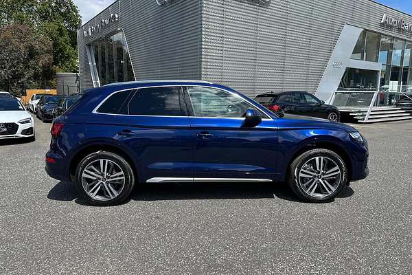 2024 Audi Q5 40 TDI Sport FY