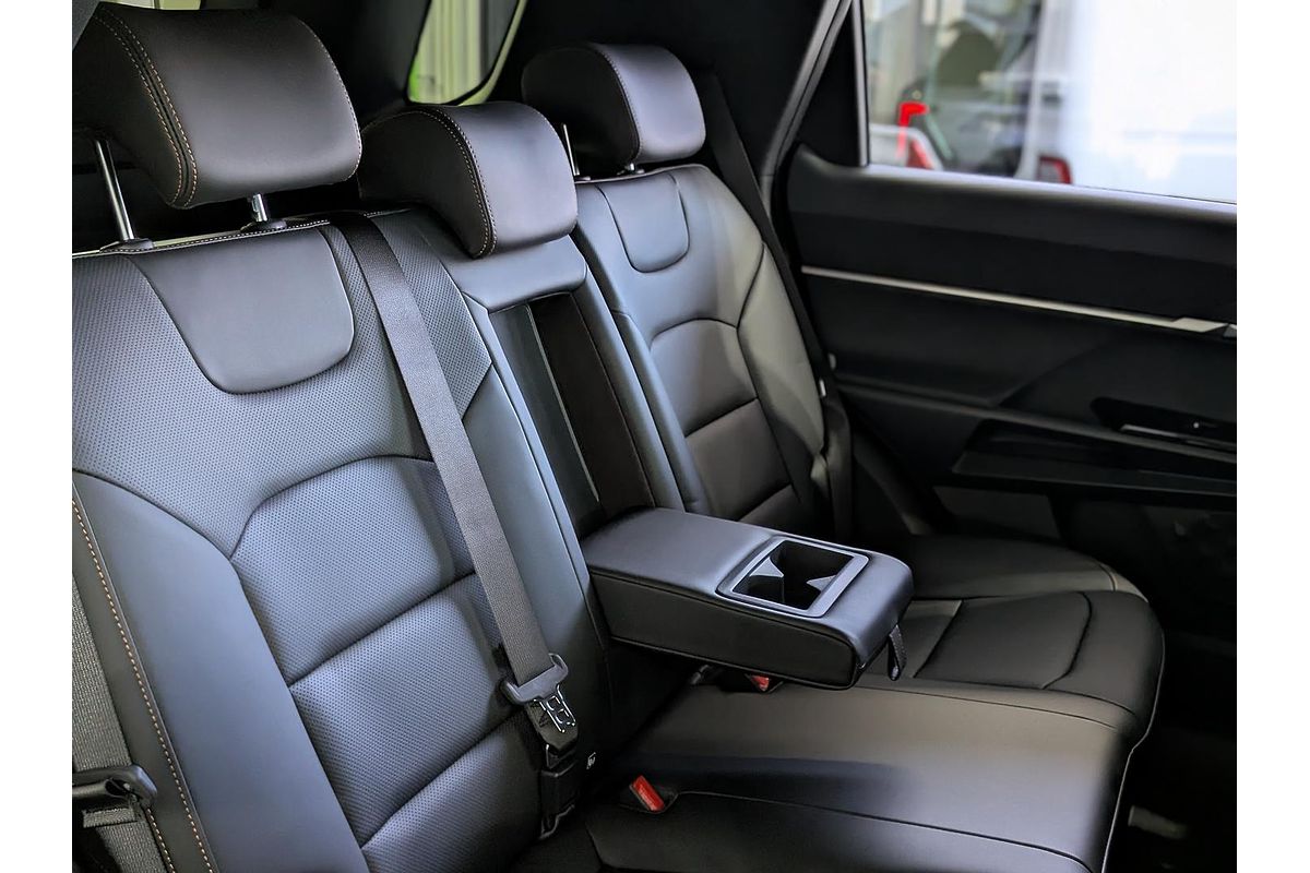2024 KGM SsangYong Torres Adventure J116