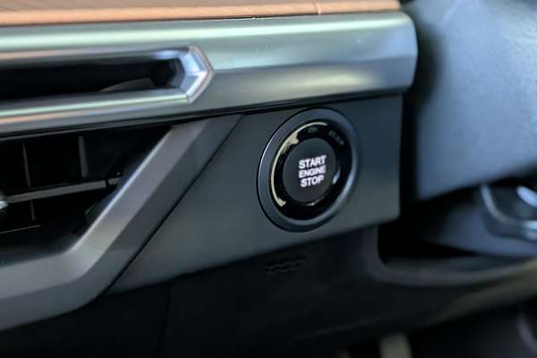 2024 KGM SsangYong Torres Adventure J116