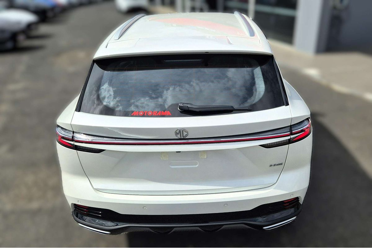 2024 MG HS Excite AS33