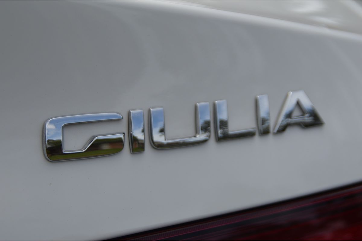 2021 Alfa Romeo Giulia Sport Series 2