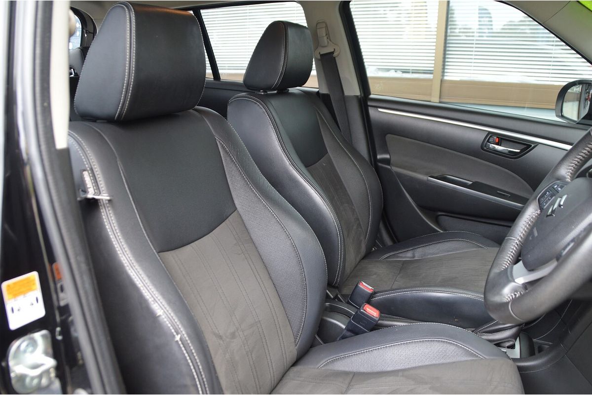 2015 Suzuki Swift GLX Navigator FZ