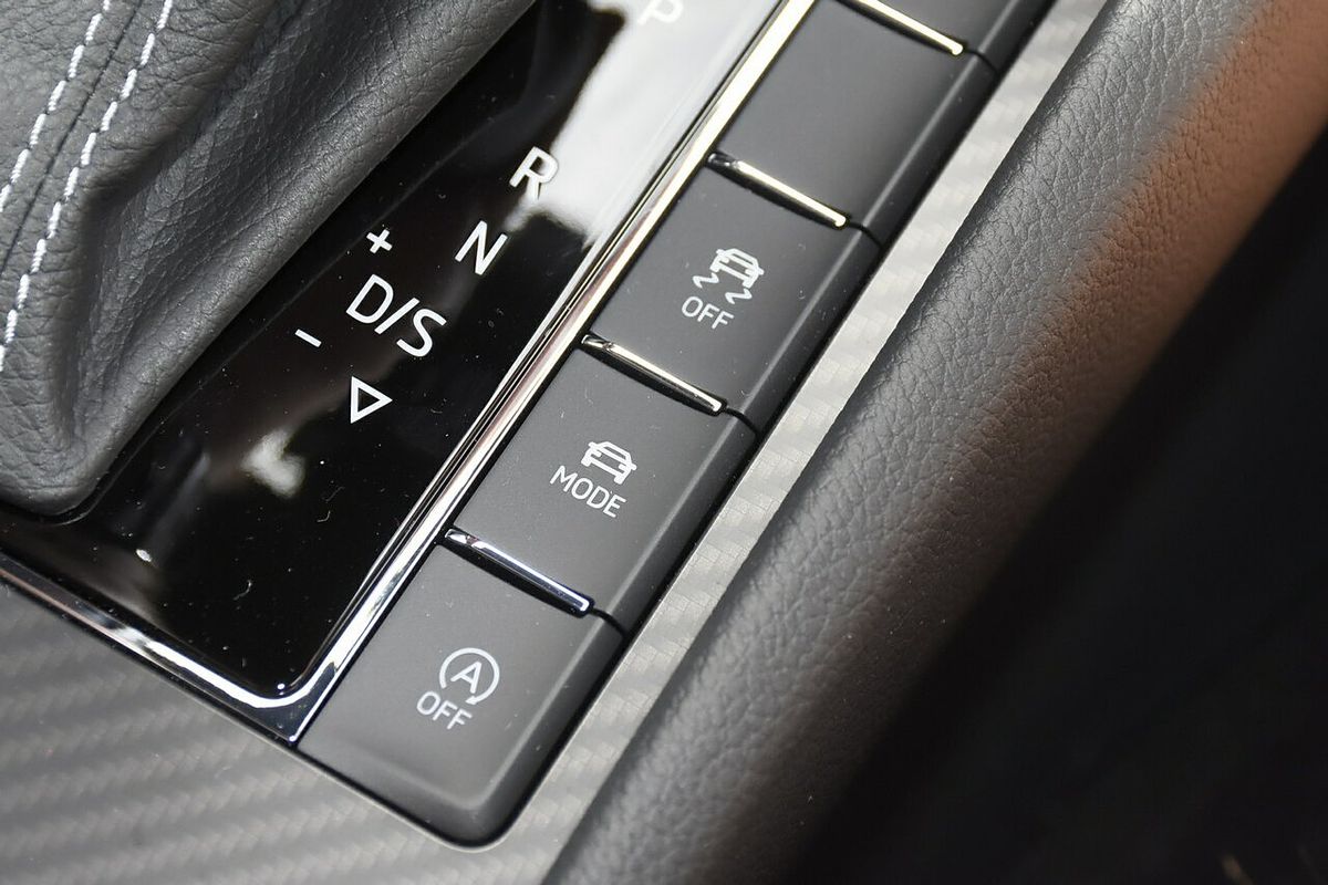 2024 SKODA Superb 206TSI SportLine NP