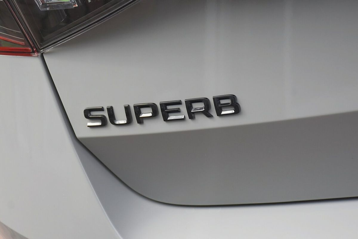 2024 SKODA Superb 206TSI SportLine NP