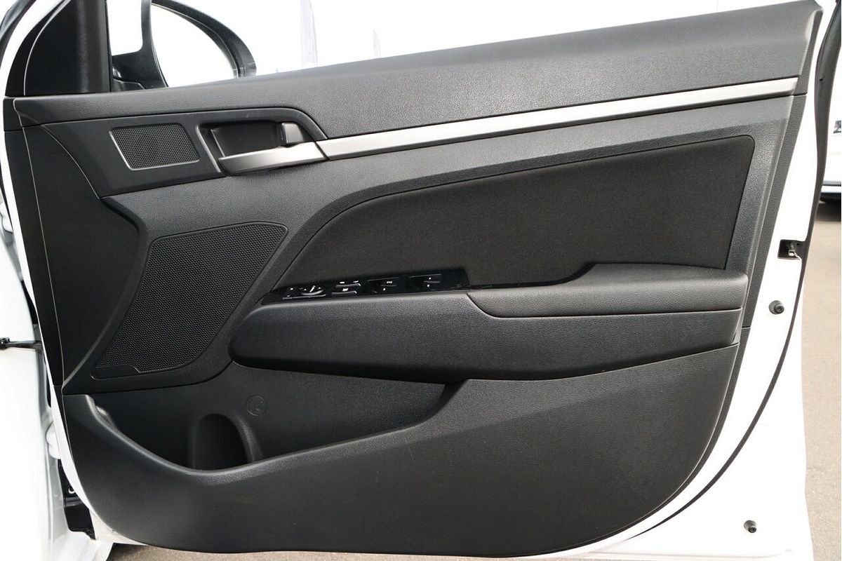 2018 Hyundai Elantra Active AD